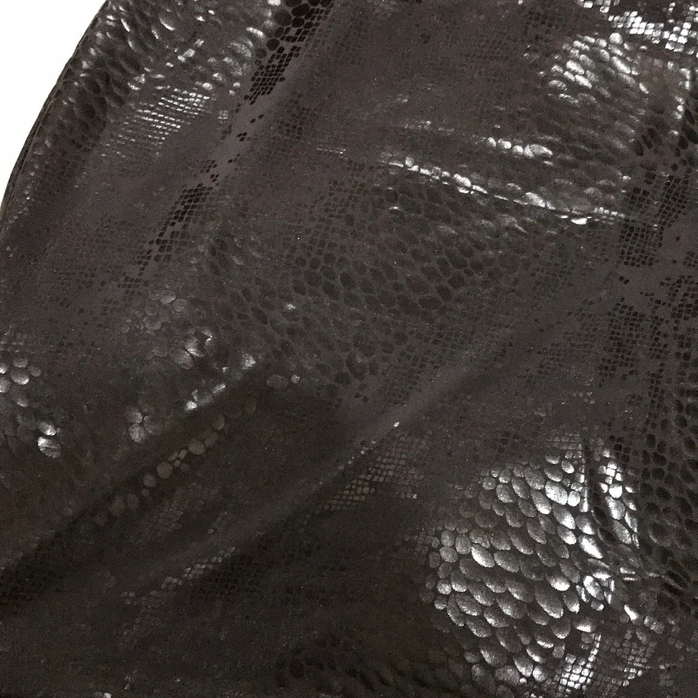 Black Soft Snakeskin impression skirt - size small